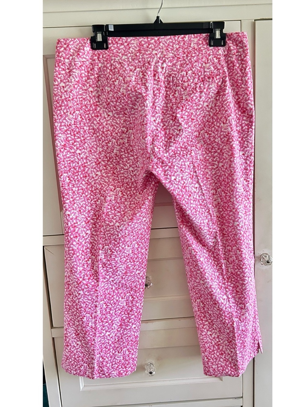 Lilly Pulitzer Women's Capri Pants - Picture 3 of 7